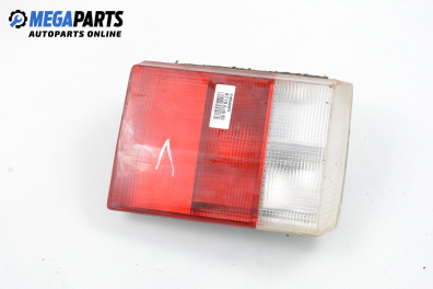 Вътрешен стоп за Audi 80 Sedan B3 (06.1986 - 10.1991), седан, позиция: лява