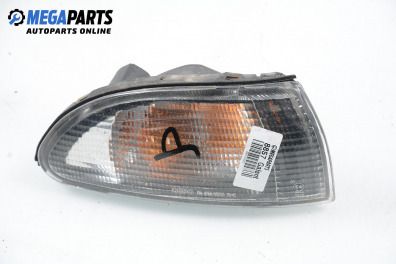 Мигач за Mitsubishi Galant V Sedan (11.1992 - 12.1998), седан, позиция: дясна