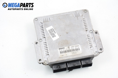 Компютър двигател за Renault Laguna II Grandtour (03.2001 - 12.2007) 2.2 dCi (KG0F), 150 к.с.