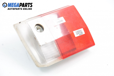 Вътрешен стоп за Audi 80 Sedan B3 (06.1986 - 10.1991), седан, позиция: дясна