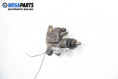 Долна помпа за съединител за Nissan Almera II Hatchback (01.2000 - 12.2006)