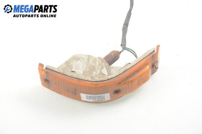 Мигач за Isuzu MIDI Bus (06.1988 - 07.1996), пътнически, позиция: дясна