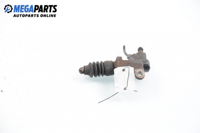 Долна помпа за съединител за Mazda Premacy Minivan (07.1999 - 03.2005)