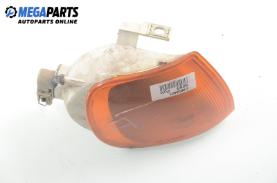 Мигач за Volkswagen Polo Hatchback II (10.1994 - 10.1999), позиция: дясна