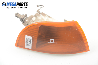 Мигач за Fiat Punto Hatchback (09.1993 - 09.1999), позиция: дясна