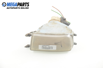 Мигач за Volkswagen Vento Sedan (11.1991 - 09.1998), позиция: дясна