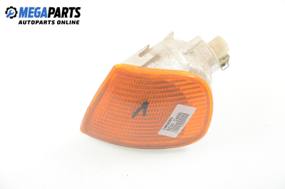 Мигач за Volkswagen Caddy II Box (11.1995 - 01.2004), товарен, позиция: лява