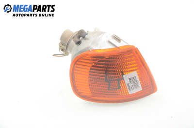 Мигач за Volkswagen Caddy II Box (11.1995 - 01.2004), товарен, позиция: дясна