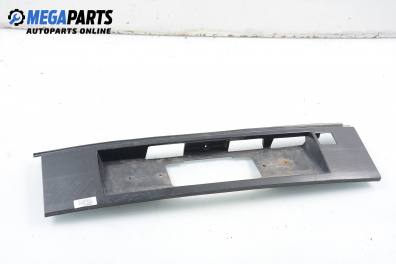 Стойка заден номер за Volkswagen Passat Variant B3, B4 (02.1988 - 06.1997), комби