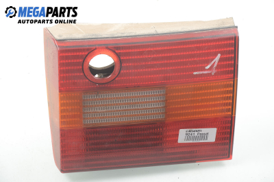 Вътрешен стоп за Volkswagen Passat Variant B3, B4 (02.1988 - 06.1997), комби, позиция: дясна