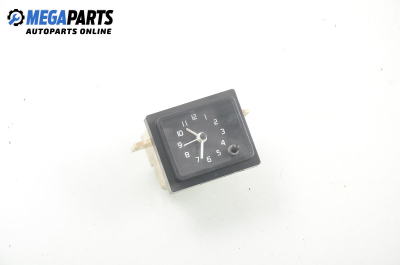 Часовник за Renault Clio I Hatchback (05.1990 - 09.1998)