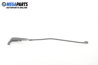 Рамо задна чистачка за Nissan Primera Hatchback I (06.1990 - 06.1996), позиция: задна