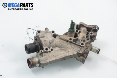 Корпус на термостат за Citroen C5 I Sedan (03.2001 - 03.2005) 2.0 16V (DCRFNC, DCRFNF), 136 к.с.