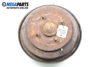 Шенкел главина за Ford Fiesta V Hatchback (11.2001 - 03.2010), позиция: задна, лява