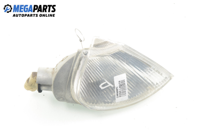 Мигач за Renault Laguna I Hatchback (11.1993 - 08.2002), хечбек, позиция: дясна