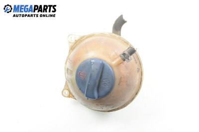 Казанче за антифриз за Volkswagen Polo Classic II (11.1995 - 07.2006) 100 1.6, 100 к.с.