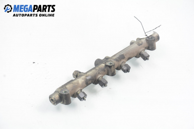 Горивна рейка за Citroen C5 I Break (06.2001 - 08.2004) 2.2 HDi (DE4HXB, DE4HXE), 133 к.с.