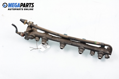 Бензинова рейка с дюзи за Ford Fiesta IV Hatchback (08.1995 - 09.2002) 1.25 i 16V, 75 к.с.
