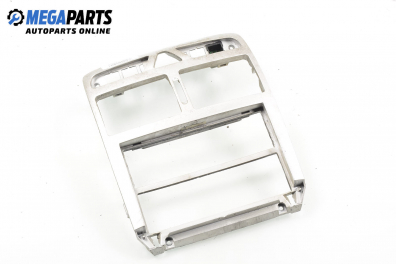 Централна конзола за Peugeot 307 Hatchback (08.2000 - 12.2012)