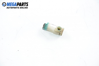 Помпичка за чистачки за Nissan Primera Traveller I (07.1990 - 03.1998)