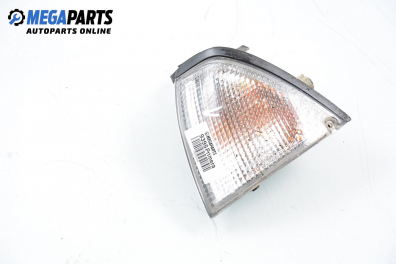 Мигач за Nissan Primera Traveller I (07.1990 - 03.1998), комби, позиция: лява