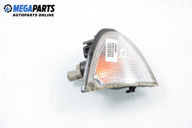 Мигач за Nissan Primera Traveller I (07.1990 - 03.1998), комби, позиция: дясна