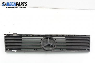 Решетка за Mercedes-Benz MB100 Box (631) (02.1988 - 04.1996), товарен, позиция: предна