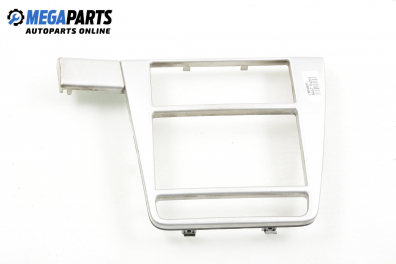 Централна конзола за Daewoo Nubira Station Wagon (04.1997 - 06.1999)