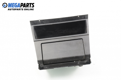 Пепелник за Mercedes-Benz C-Class Sedan (W202) (03.1993 - 05.2000)