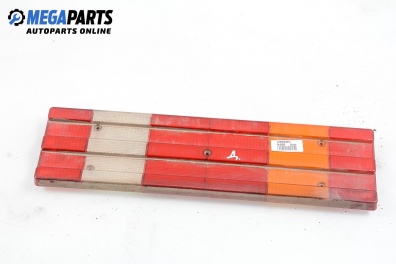 Стъкло за стоп светлини за Mercedes-Benz Axor Truck (09.2001 - 10.2004)