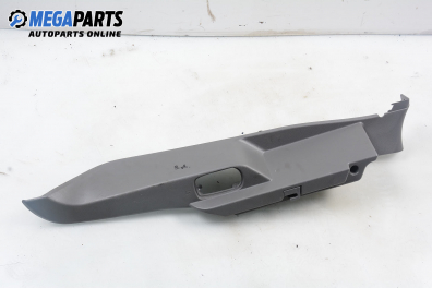 Интериорна пластмаса багажник за Mazda 6 Hatchback I (08.2002 - 12.2008), хечбек