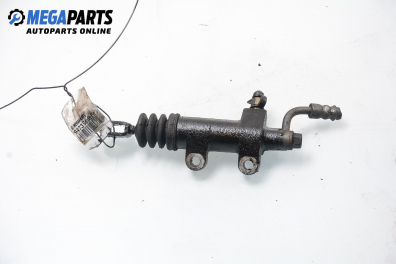 Долна помпа за съединител за Hyundai Santa Fe I SUV (11.2000 - 03.2006)