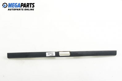 Лайсна заден капак за Volkswagen Golf III Hatchback (08.1991 - 07.1998), позиция: задна