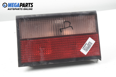 Вътрешен стоп за Citroen Xantia Hatchback I (03.1993 - 01.1998), хечбек, позиция: дясна