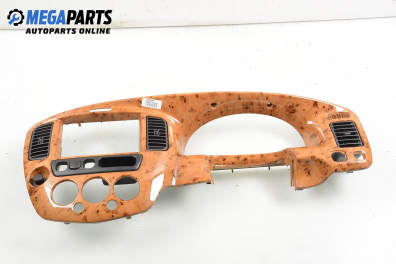 Централна конзола за Mazda Tribute SUV (03.2000 - 05.2008)