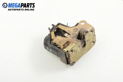 Брава на врата за Renault Megane I Classic Sedan (09.1996 - 08.2003), позиция: задна, лява