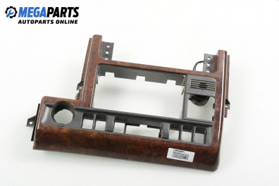 Централна конзола долна част за Land Rover Range Rover II SUV (07.1994 - 03.2002)