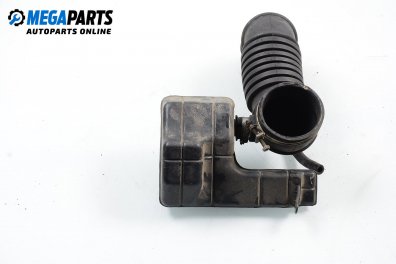 Въздуховод за Hyundai Santamo Van (10.1998 - 12.2002) 2.0 16V, 139 к.с.