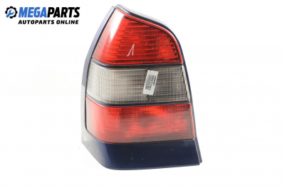 Стоп за Nissan Primera Hatchback I (06.1990 - 06.1996), хечбек, позиция: лява