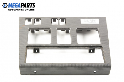 Централна конзола за Mercedes-Benz C-Class Sedan (W202) (03.1993 - 05.2000)