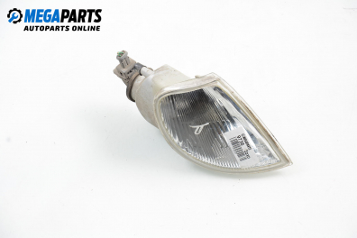 Мигач за Citroen Saxo Hatchback (02.1996 - 04.2004), позиция: дясна