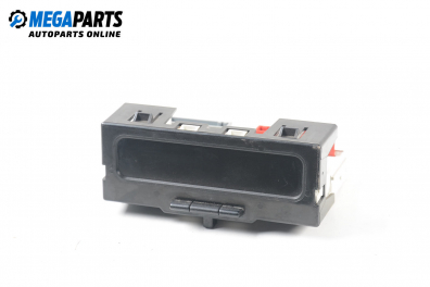 Часовник за Renault Clio II Hatchback (09.1998 - 09.2005)