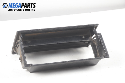 Пепелник за Peugeot Partner Box I (04.1996 - 12.2015)