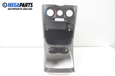 Централна конзола за Fiat Punto Hatchback II (09.1999 - 07.2012)