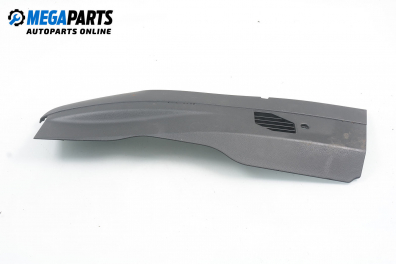 Интериорна пластмаса за Ford Mondeo III Hatchback (10.2000 - 03.2007), 4+1 вр., хечбек, позиция: предна