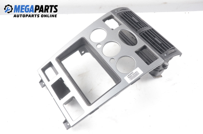 Централна конзола за Ford Mondeo III Hatchback (10.2000 - 03.2007)