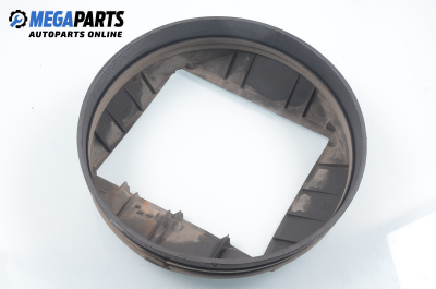 Дифузьор за Mercedes-Benz 124 Estate (09.1985 - 07.1993) 230 TE (124.083), 132 к.с.