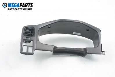 Интериорна пластмаса километраж за Nissan Primera Hatchback II (06.1996 - 07.2002), 4+1 вр., хечбек