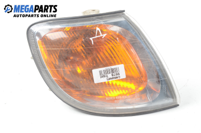 Мигач за Hyundai Trajet Minivan (03.2000 - 07.2008), миниван, позиция: дясна