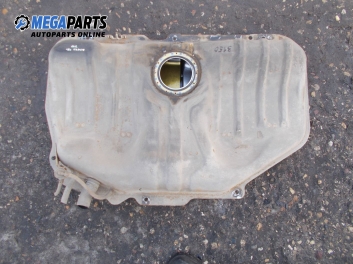 Резервоар за горивото за Nissan Almera I Hatchback (07.1995 - 07.2001) 1.4, хечбек